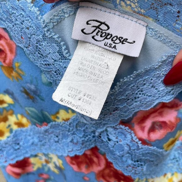 Vintage Blue and Pink Floral Dress with Lace Detailing - Picture 3 of 5
